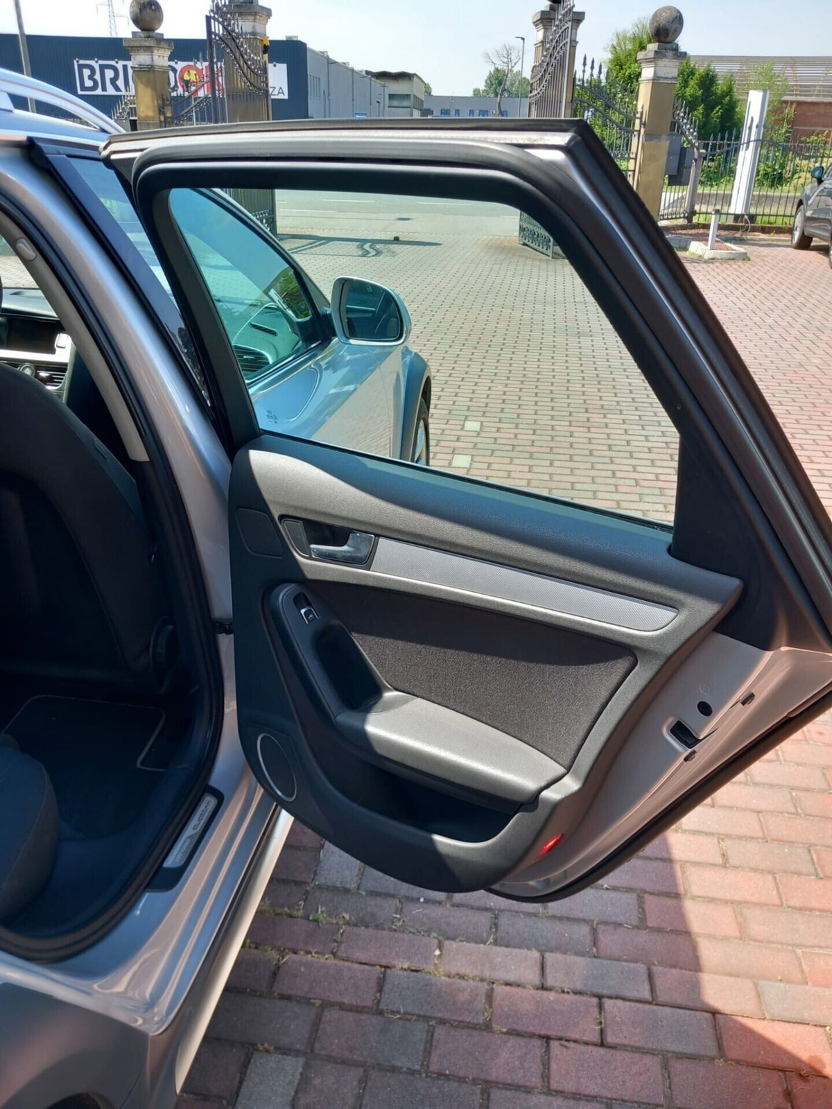 Audi A4 Allroad 2.0 TDI 177 CV Advanced (14)