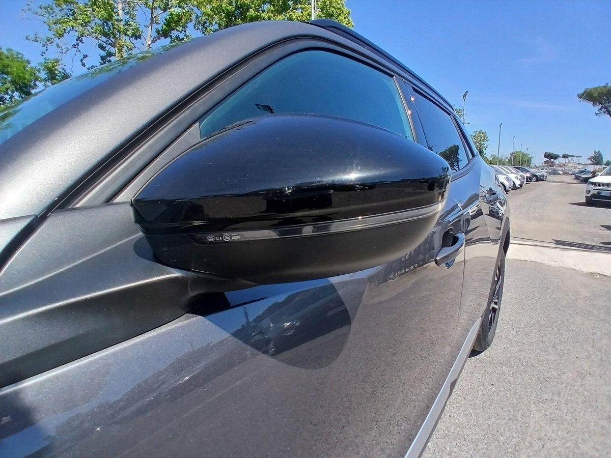 Peugeot 2008 PureTech 130 S&S Allure (12)