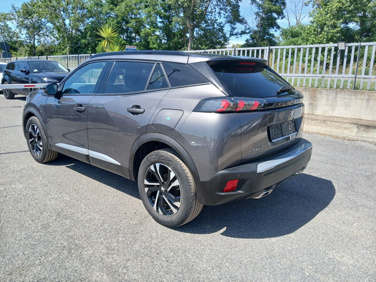 Peugeot 2008 PureTech 130 S&S Allure (7)