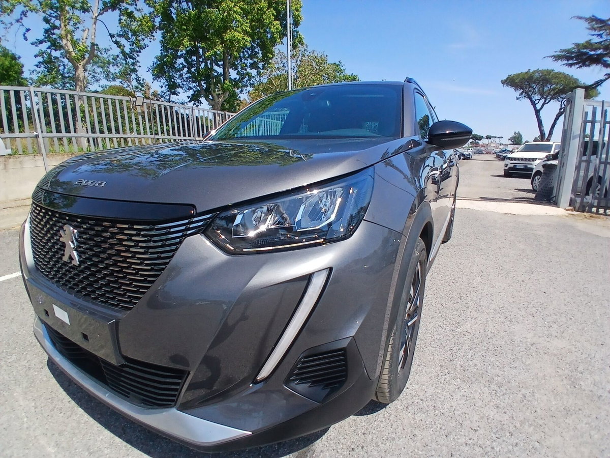 Peugeot 2008 PureTech 130 S&S Allure (9)