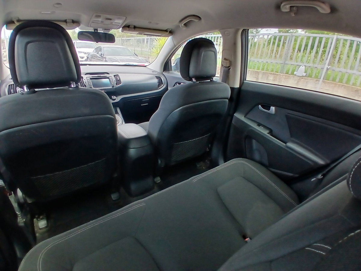 Kia Sportage 1.7 CRDI VGT 2WD Cool (14)