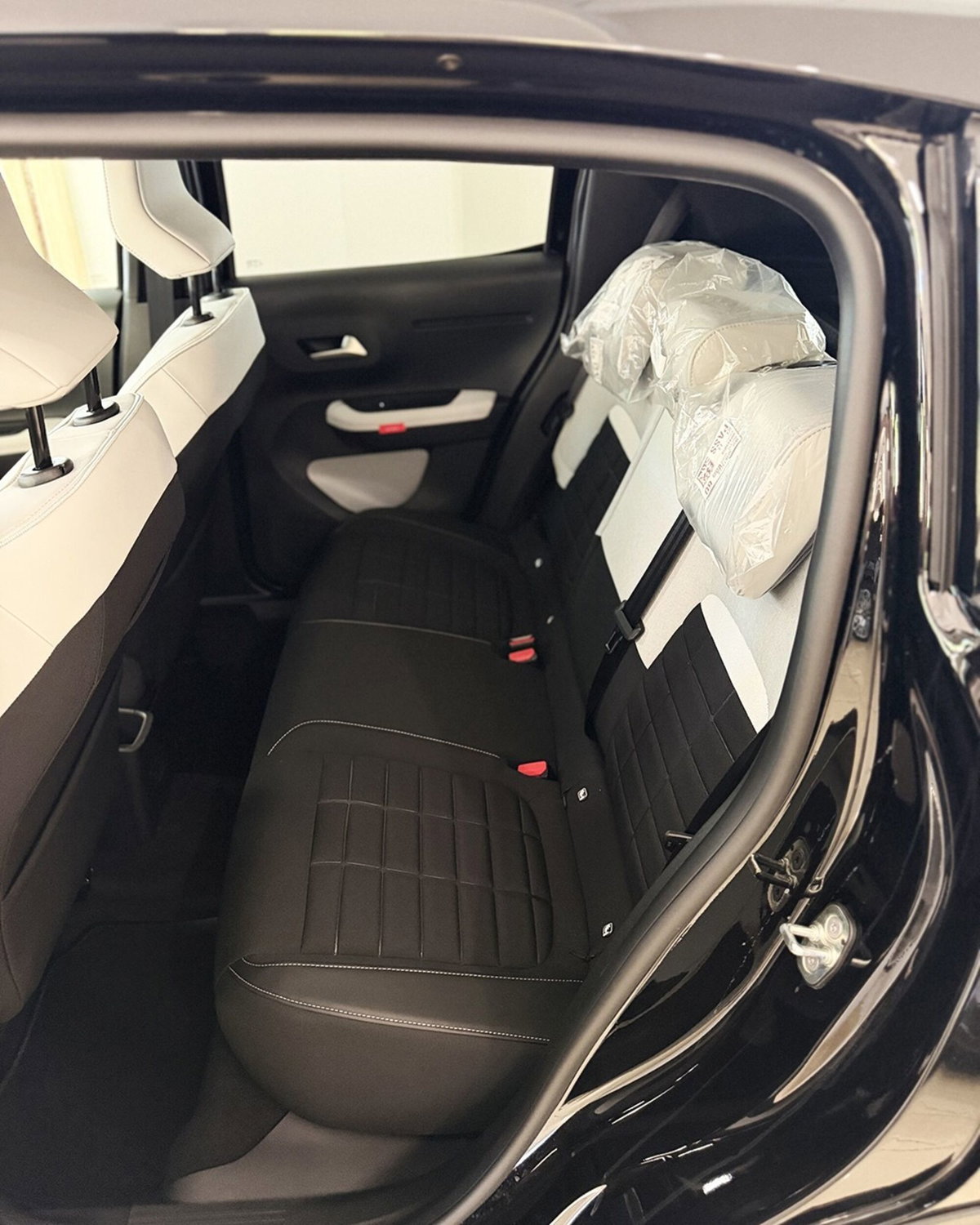 Citroen C3 1.2 puretech turbo Max 100cv s&s (8)