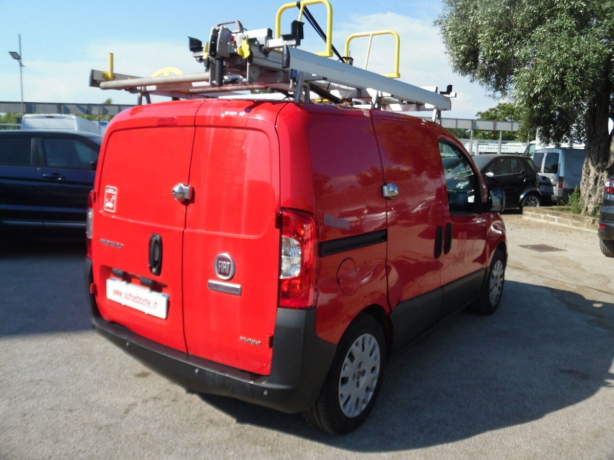 Fiat Fiorino Furgone cargo 1.3 mjt 95cv Adventure (9)