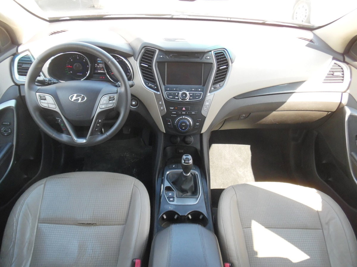 Hyundai Santa Fe 2.0 CRDi 4WD Comfort Plus (9)
