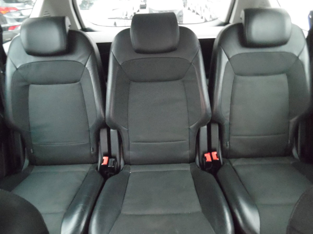 Ford S-Max 2.0 TDCi 140CV Titanium (19)