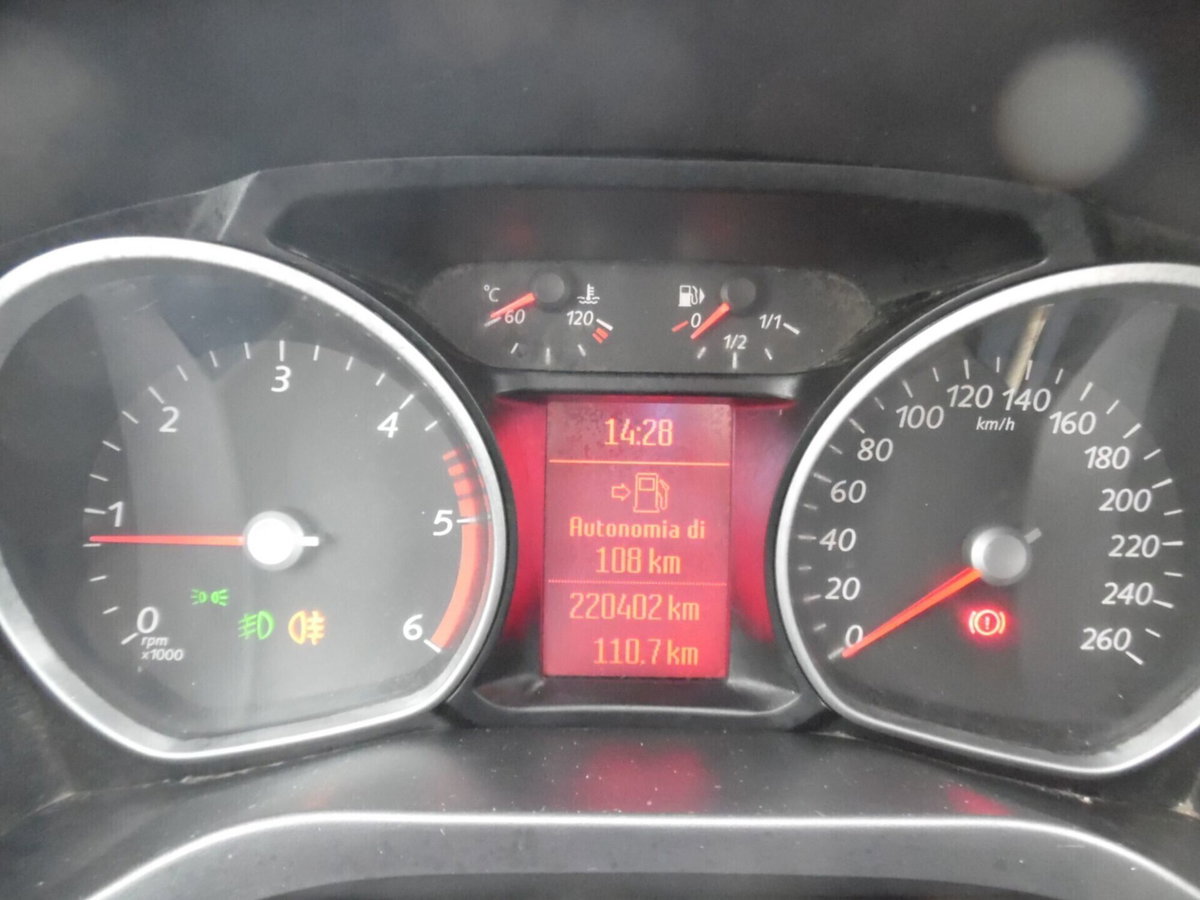 Ford S-Max 2.0 TDCi 140CV Titanium (20)