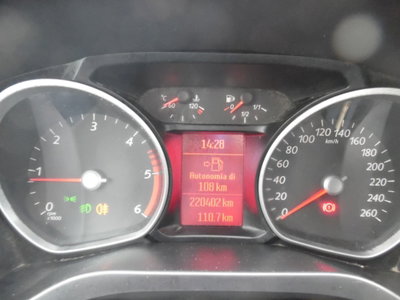 Ford S-Max 2.0 TDCi 140CV Titanium (20)