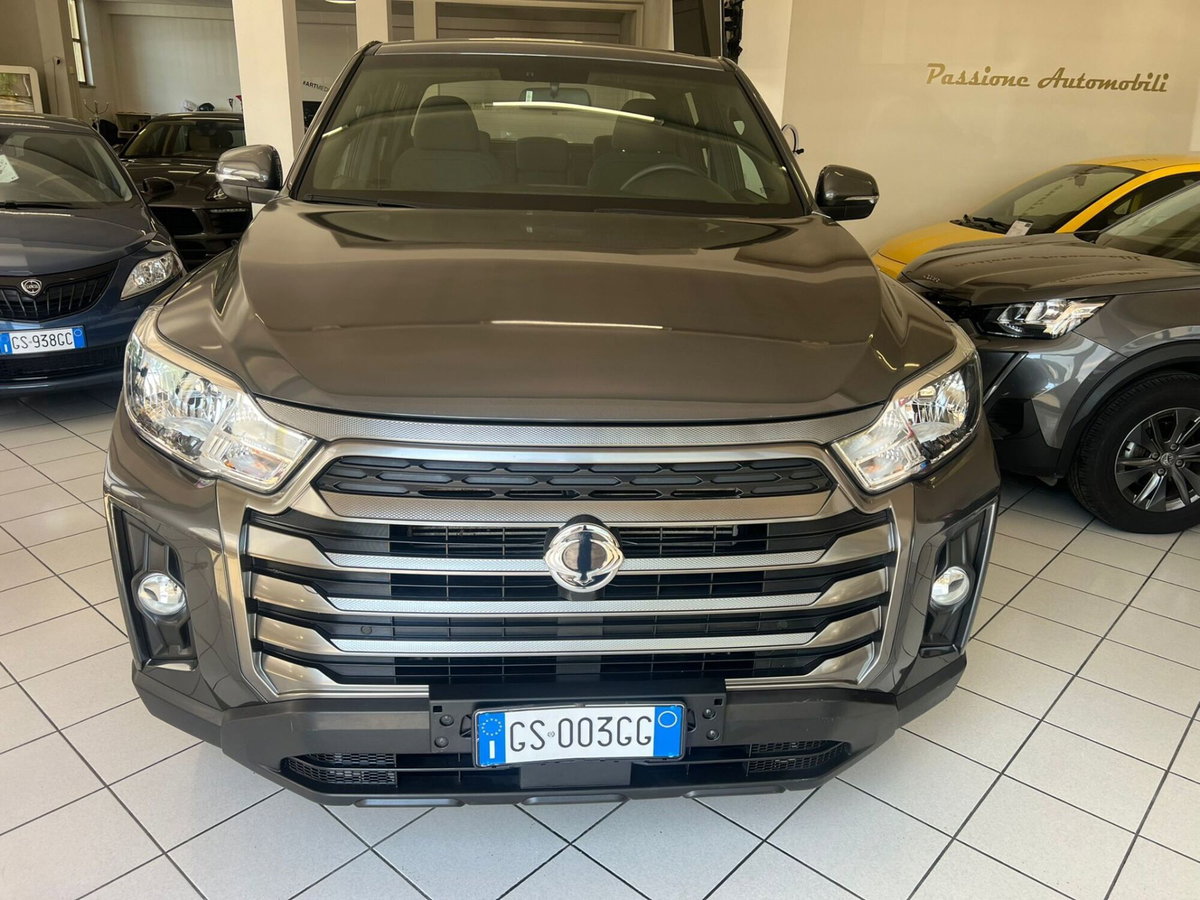 Ssangyong Rexton Sports Sports 2.2 4WD Double Cab Road XL (2)