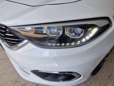 Fiat Tipo Station Wagon Tipo 1.6 Mjt S&S SW Lounge (11)