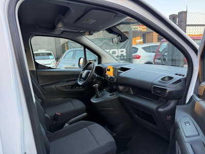 Toyota Proace City Verso City Verso 1.5D 100 CV S&S Short D Luxury (6)