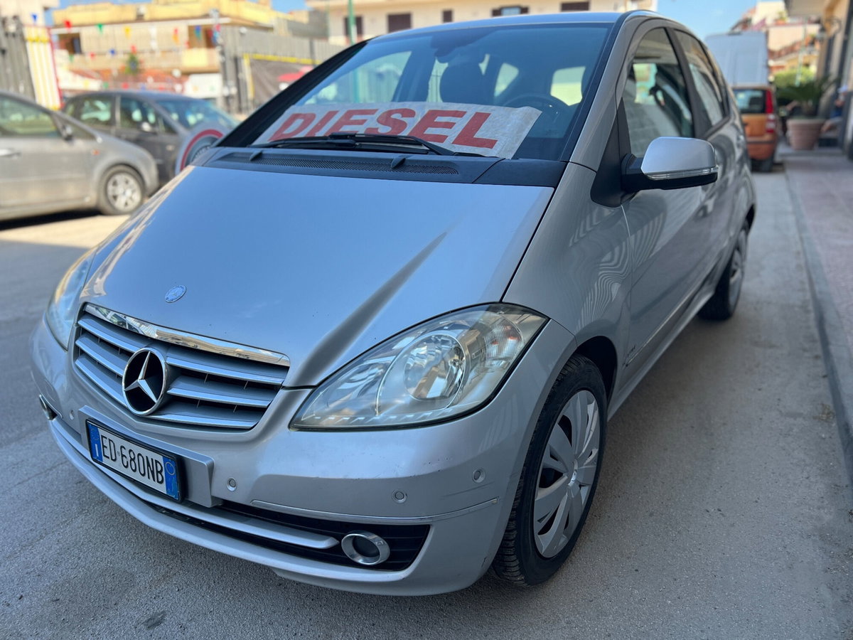 Mercedes-Benz Classe A 180 CDI Elegance (3)