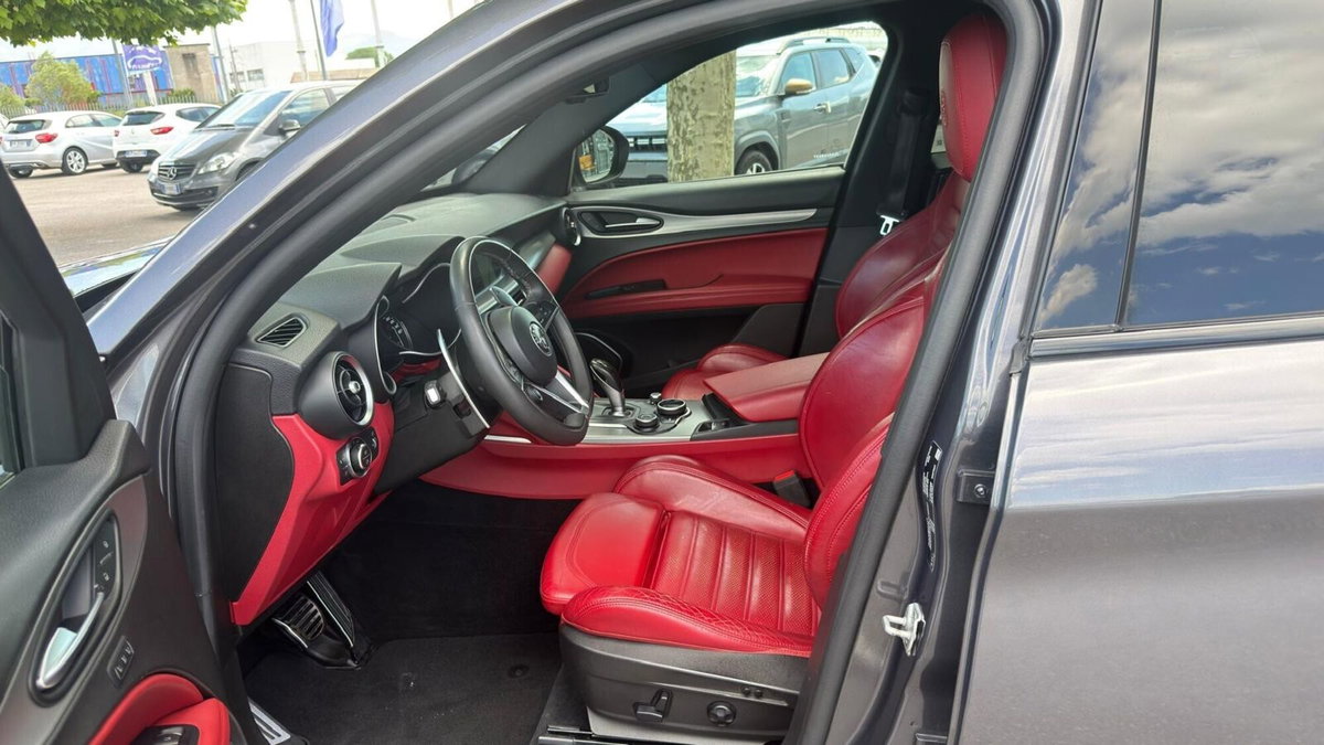 Alfa Romeo Stelvio Stelvio 2.2 Turbodiesel 210 CV AT8 Q4 Ti (17)