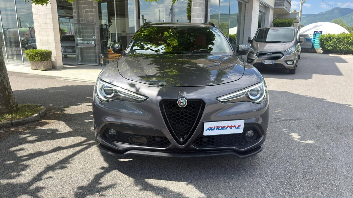 Alfa Romeo Stelvio Stelvio 2.2 Turbodiesel 210 CV AT8 Q4 Ti (2)
