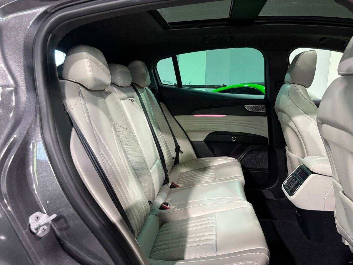 Maserati Grecale 2.0 MHEV 300 CV GT PrimaSerie (15)