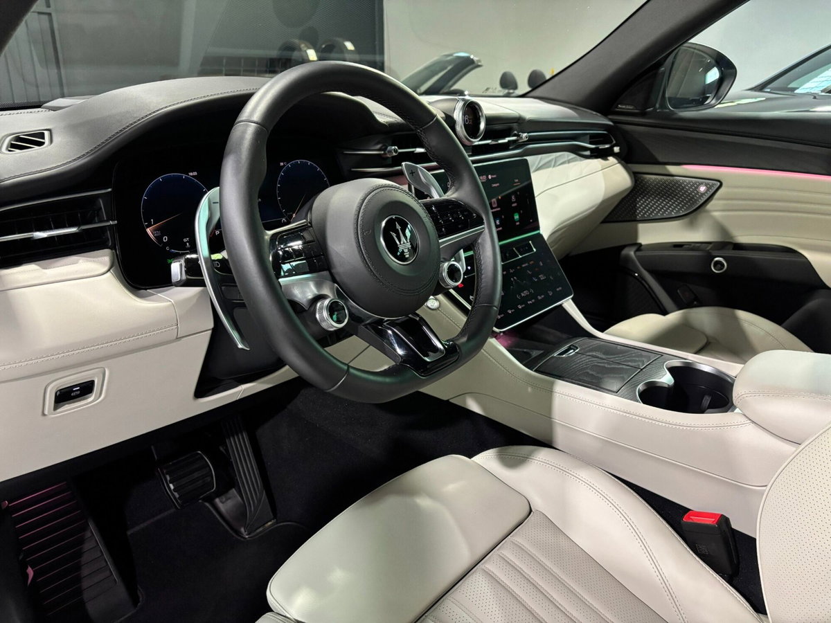 Maserati Grecale 2.0 MHEV 300 CV GT PrimaSerie (6)