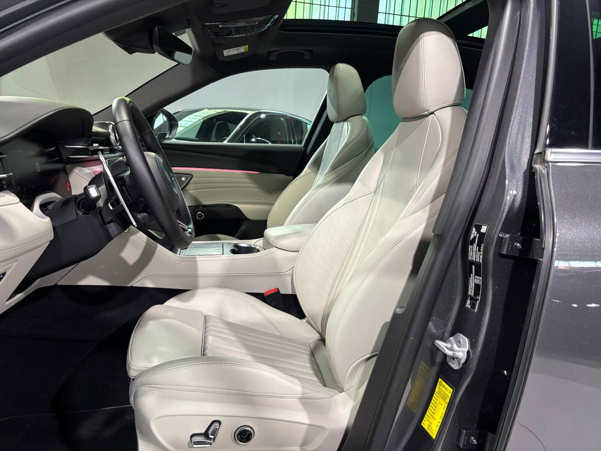 Maserati Grecale 2.0 MHEV 300 CV GT PrimaSerie (8)