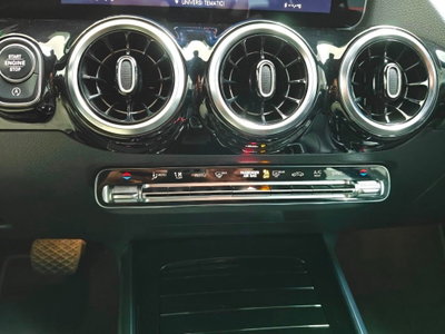 Mercedes-Benz GLA SUV 200 d Automatic Sport Plus (12)