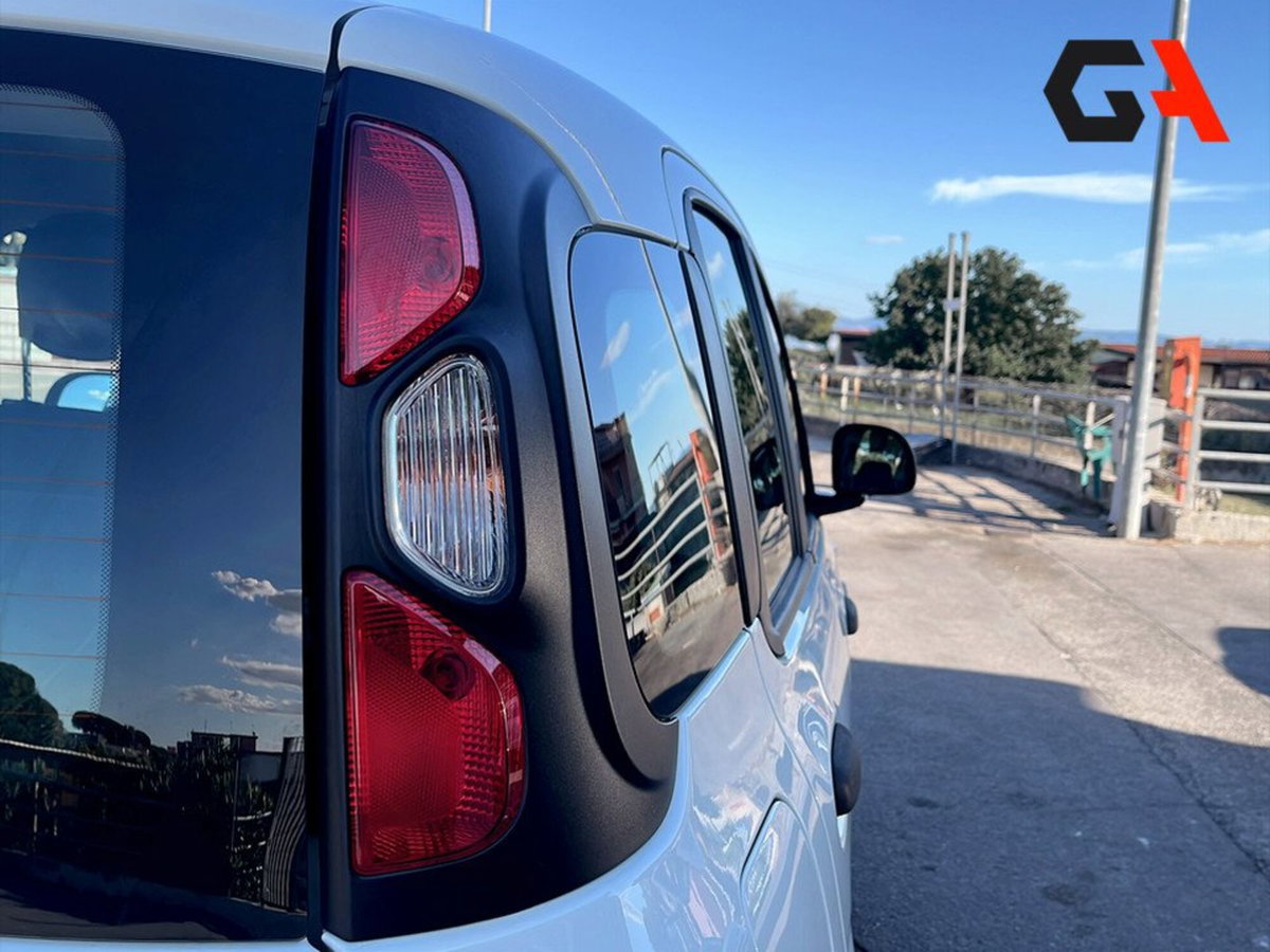 Fiat Panda 1.0 FireFly S&S Hybrid City Cross (20)