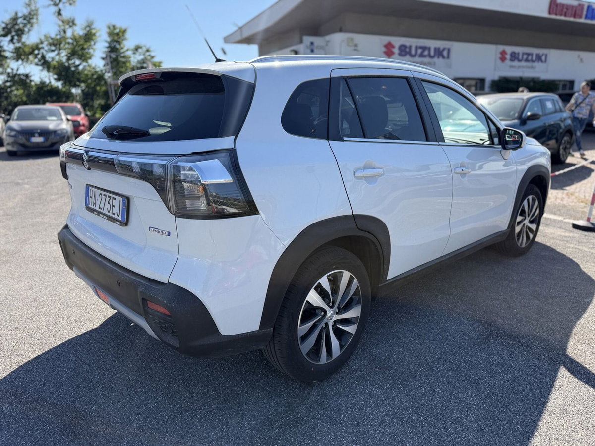 Suzuki S-Cross 1.4h Top 2wd 110cv (4)