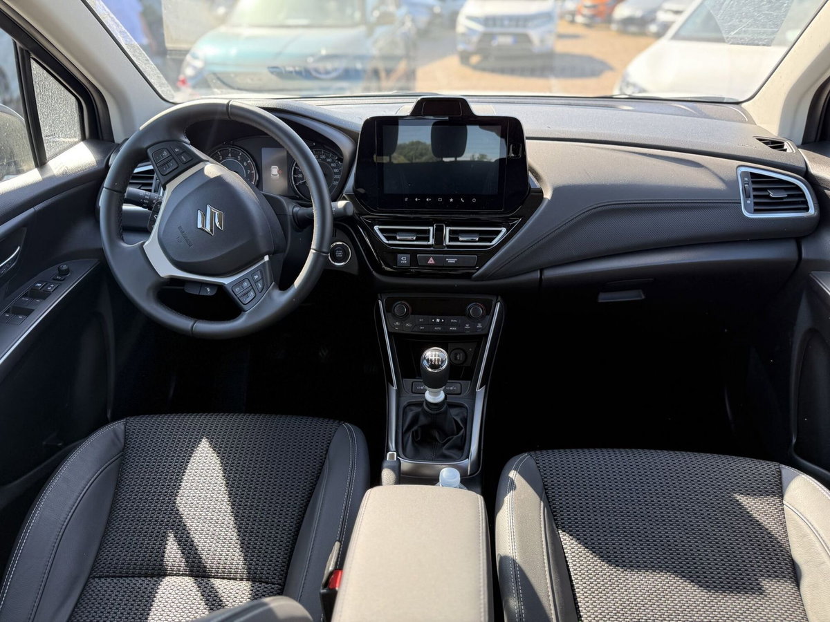 Suzuki S-Cross 1.4h Top 2wd 110cv (7)