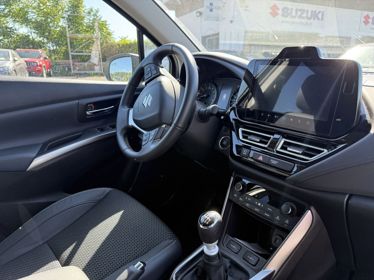 Suzuki S-Cross 1.4h Top 2wd 110cv (9)