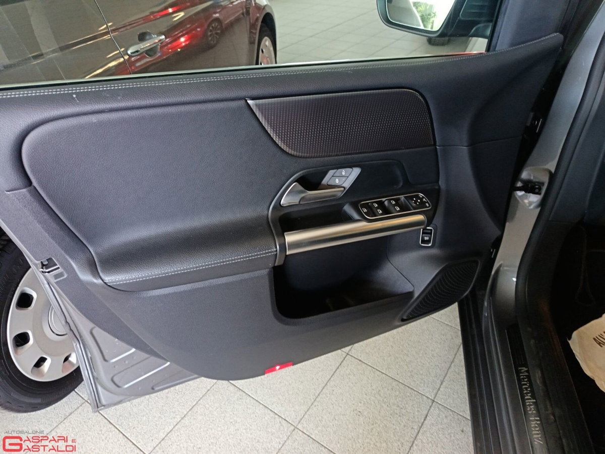 Mercedes-Benz Classe B 180 d Automatic Sport Plus (10)