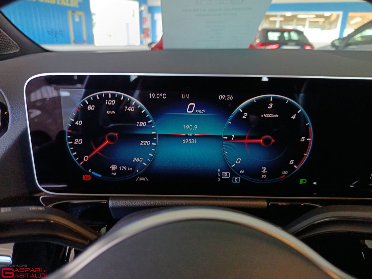 Mercedes-Benz Classe B 180 d Automatic Sport Plus (13)