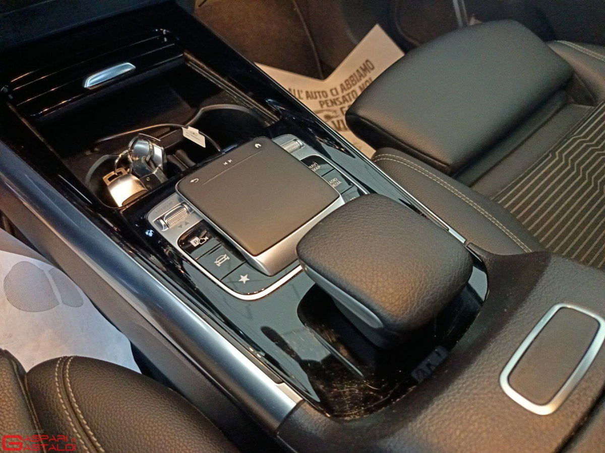 Mercedes-Benz Classe B 180 d Automatic Sport Plus (17)