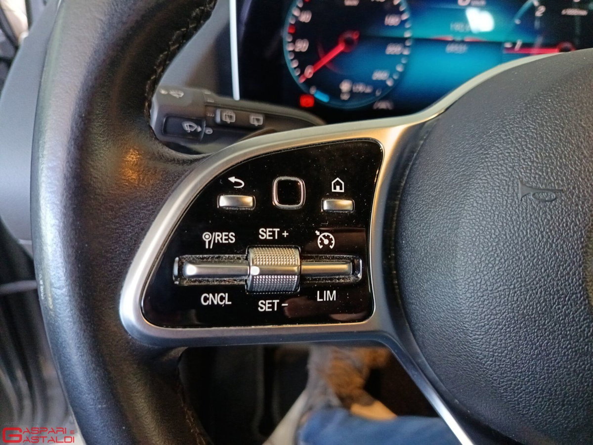 Mercedes-Benz Classe B 180 d Automatic Sport Plus (19)