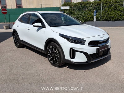 Kia XCeed 1.6 crdi mhev Business 136cv dct usata