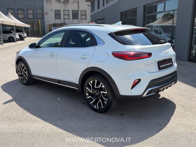 Kia XCeed 1.6 crdi mhev Business 136cv dct (3)