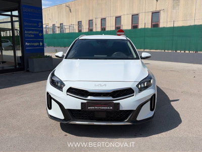 Kia XCeed 1.6 crdi mhev Business 136cv dct (6)