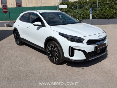 Kia XCeed 1.6 crdi mhev Business 136cv dct (7)