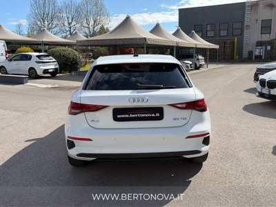 Audi A3 Sedan 30 TDI Business (4)