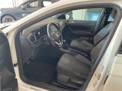 Volkswagen Taigo 1.0 TSI 110 CV DSG R-Line (8)
