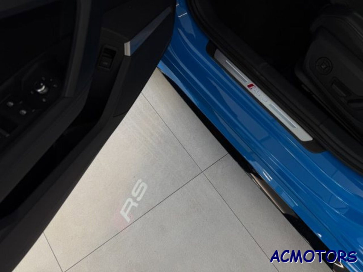 Audi RS 3 Sportback 3 TFSI quattro S tronic (11)