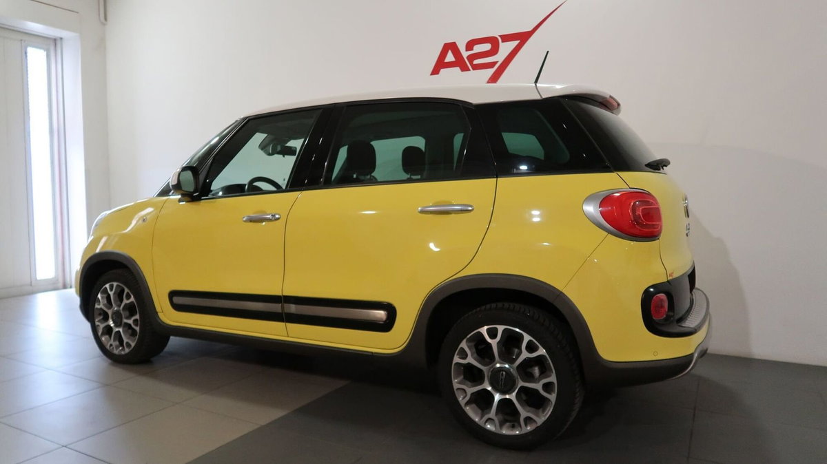 Fiat 500L 1.4 95 CV Trekking (18)