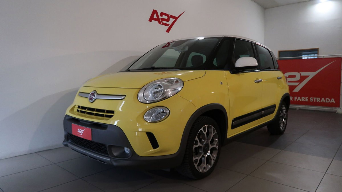 Fiat 500L 1.4 95 CV Trekking (19)
