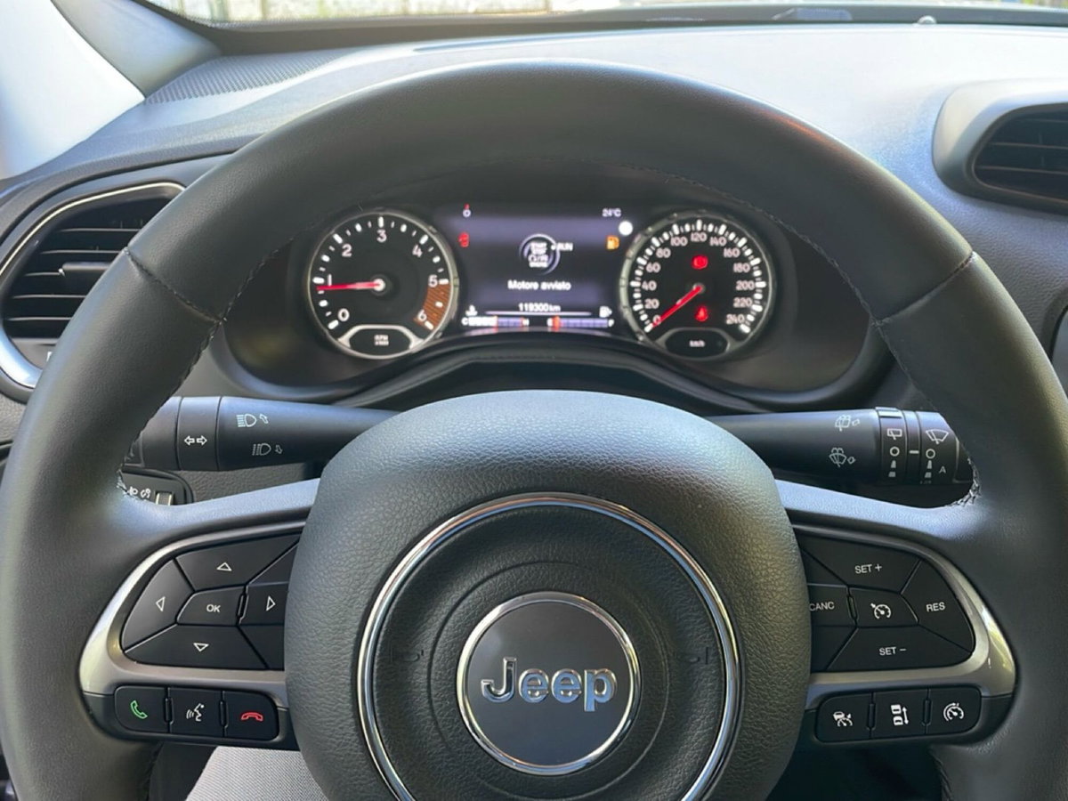 Jeep Renegade 1.6 mjt Longitude 2wd 130cv (17)