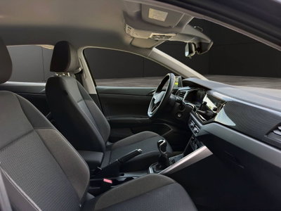 Volkswagen Polo 1.0 tsi Life 95cv (11)
