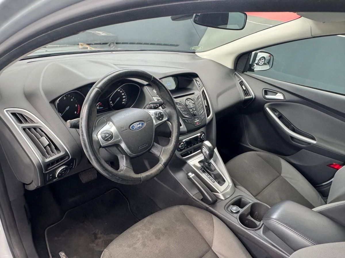 Ford Focus Station Wagon 2.0 TDCi 115 CV Powershift SW Individual (10)