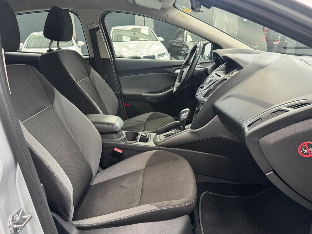 Ford Focus Station Wagon 2.0 TDCi 115 CV Powershift SW Individual (11)