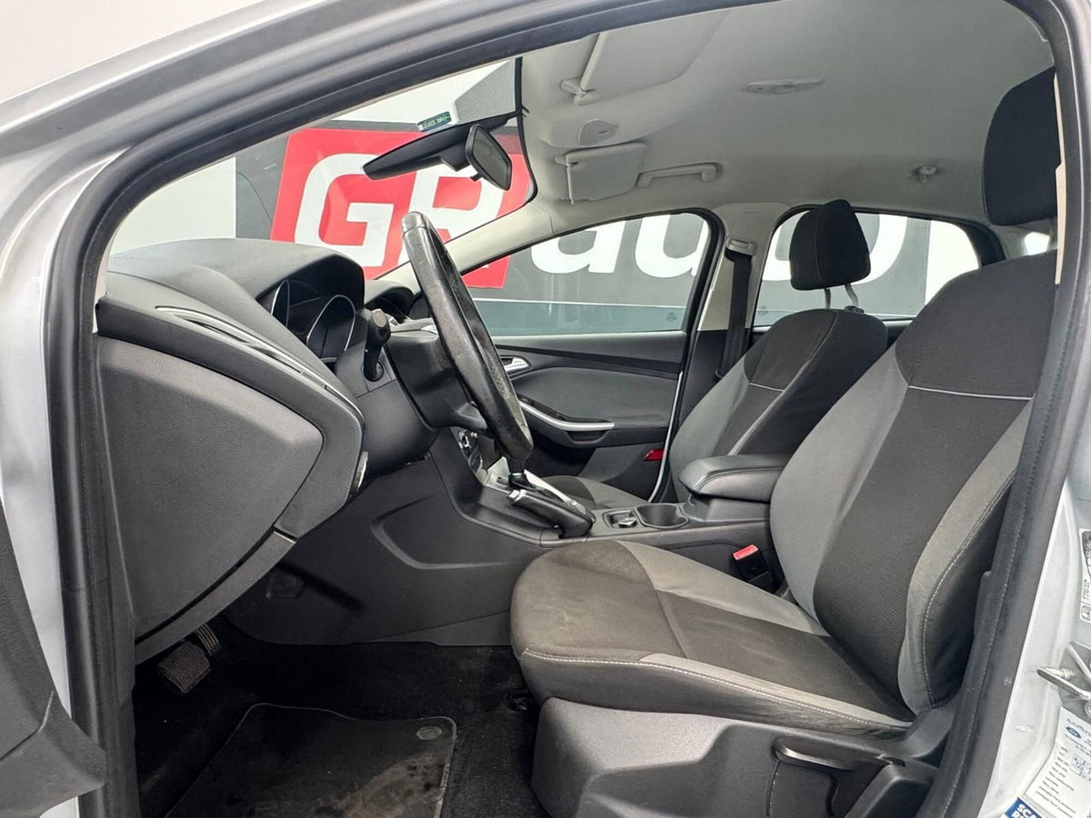 Ford Focus Station Wagon 2.0 TDCi 115 CV Powershift SW Individual (12)