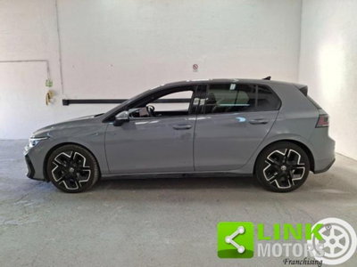 Volkswagen Golf 2.0 TDI 150 CV DSG SCR R-Line (15)