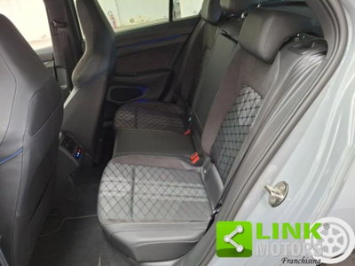Volkswagen Golf 2.0 TDI 150 CV DSG SCR R-Line (8)