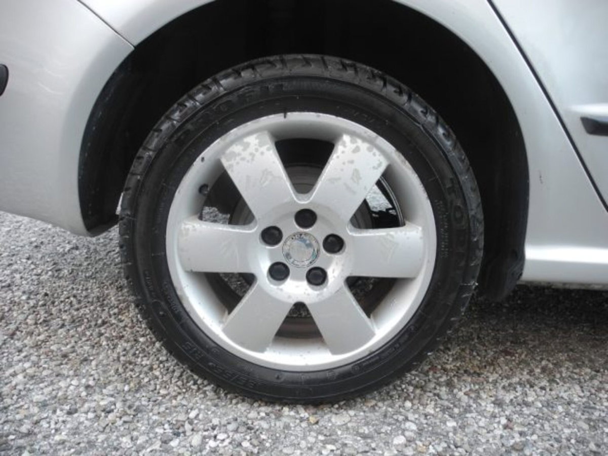 Skoda Fabia Station Wagon 1.4 Wagon Style GPLine (14)