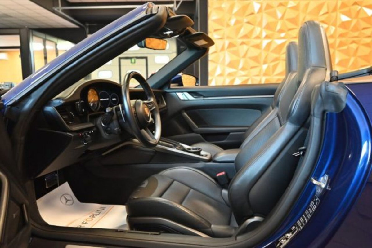 Porsche 911 Cabrio Cabrio 3.0 Carrera 4S auto (9)