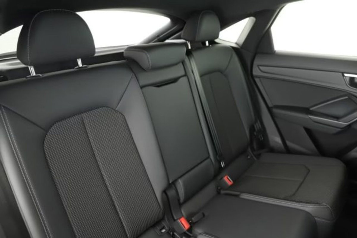 Audi Q3 Sportback 35 TFSI S line edition (13)