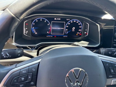 Volkswagen Taigo 1.0 TSI 110 CV DSG R-Line (16)