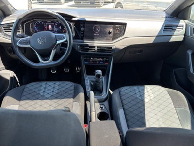 Volkswagen Taigo 1.0 TSI 110 CV DSG R-Line (20)